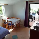 Olives & Figs Retreat By The Sea - Zen 100 M From The Apartment