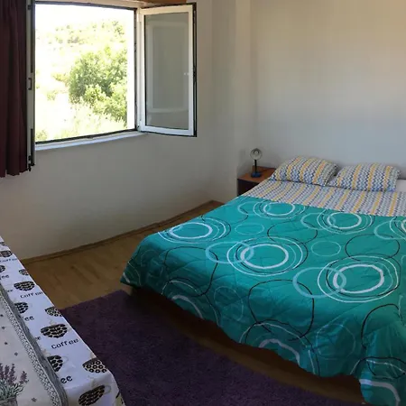 Apartment Cosy 100 M From The Dobropoljana