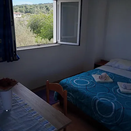 Cosy 100 M From The