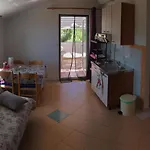 Olives & Figs Retreat By The Sea - Zen 100 M From The Апартаменты